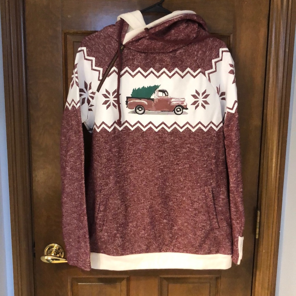 Ampersand Christmas double hood